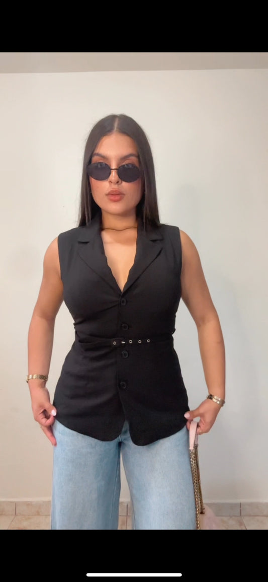Nikki Vest