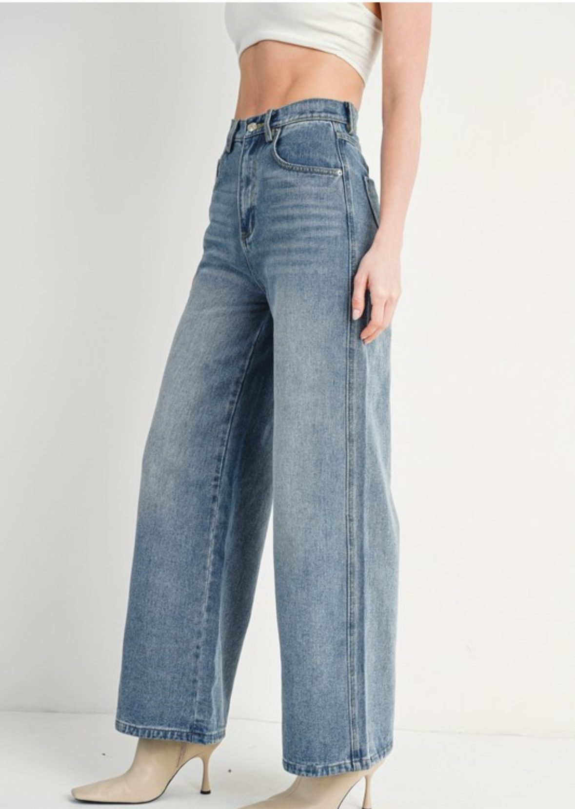 LT. Wash Wide leg jeans