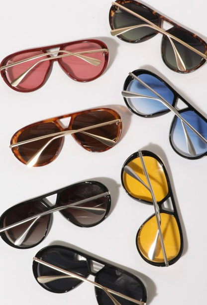 Retro Aviator sunglasses