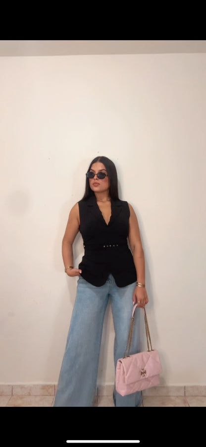 Nikki Vest